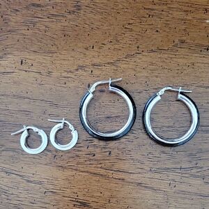 Silver and Black Hoop Earrings Set